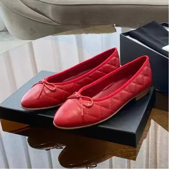 Genuine Leather Women's Slip-On Sandals with Sheepskin Lining - Ring Ready Attire